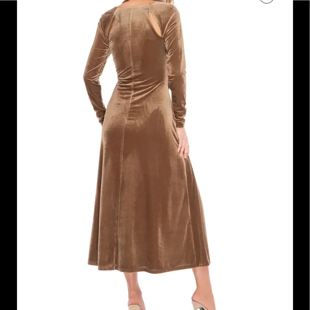NWT size L cut out dress from AFRM - Picture 3 of 5